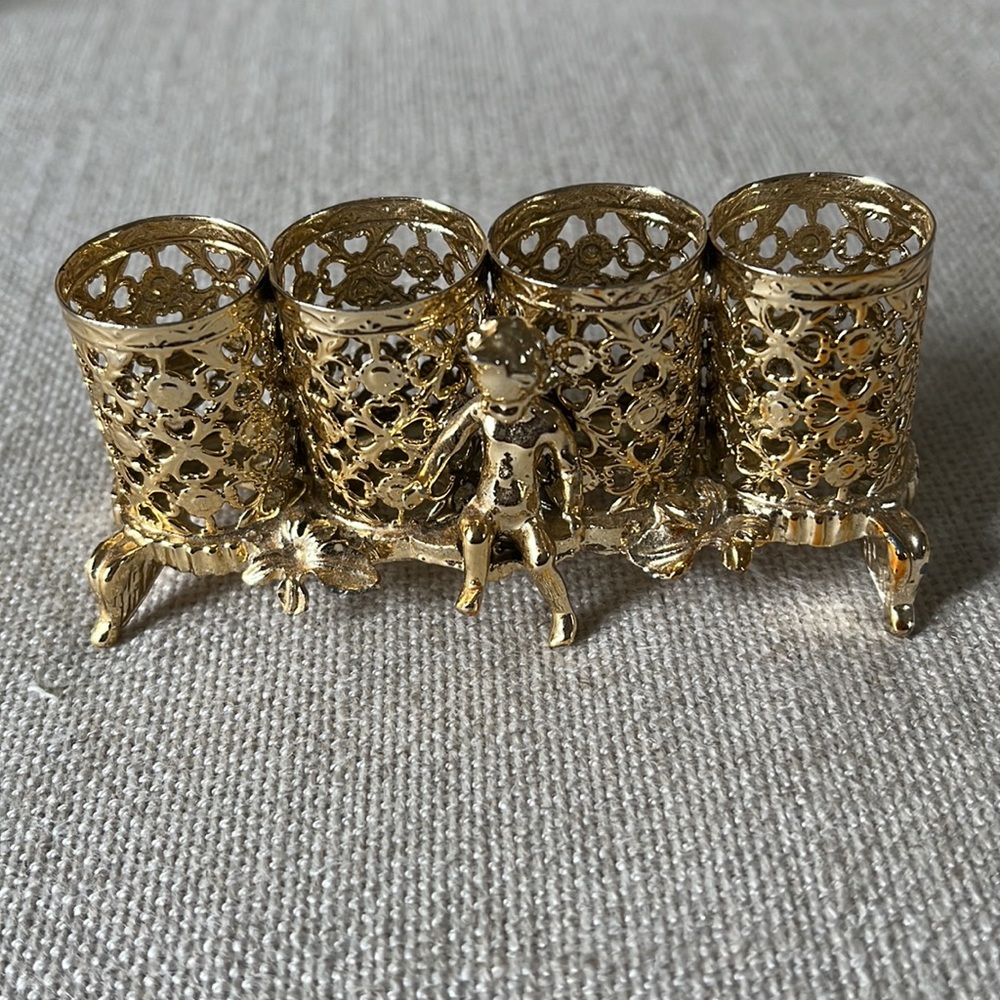 ✨ Vintage lipstick holder